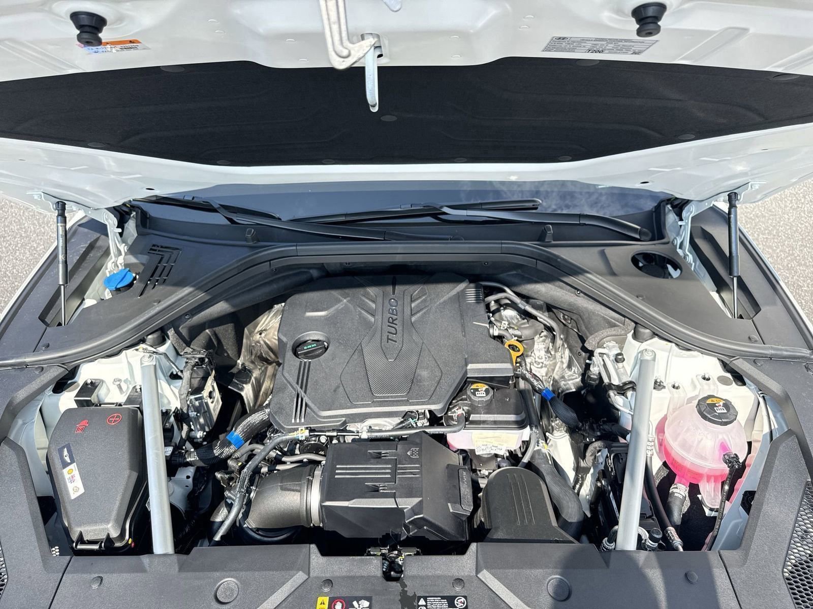 New 2026 Genesis GV70 2.5T Select AWD/4WD image 32
