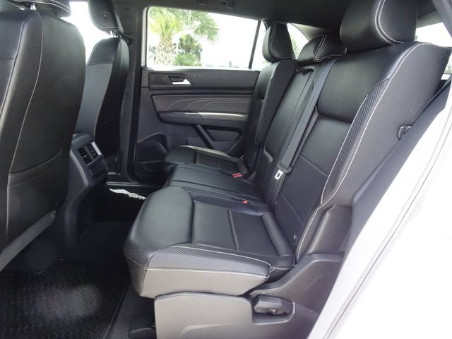 Used 2023 Volkswagen Atlas Cross Sport SE FWD image 9