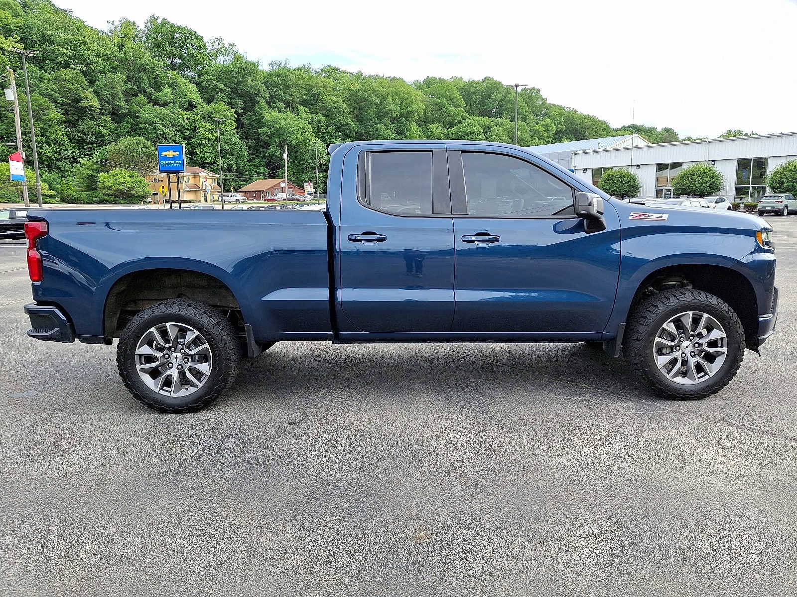 Used 2019 Chevrolet Silverado 1500 RST image 8