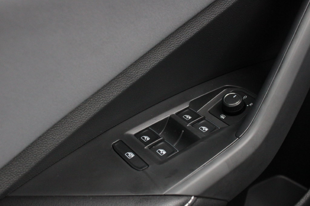 New 2027 Volkswagen Jetta SE FWD image 8