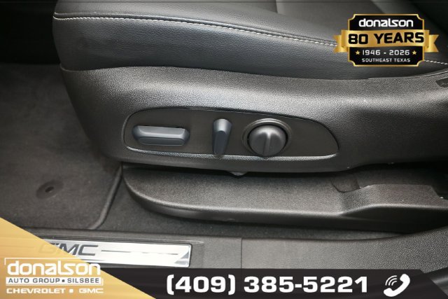 Used 2022 GMC Acadia SLT w/ Technology Package FWD image 8