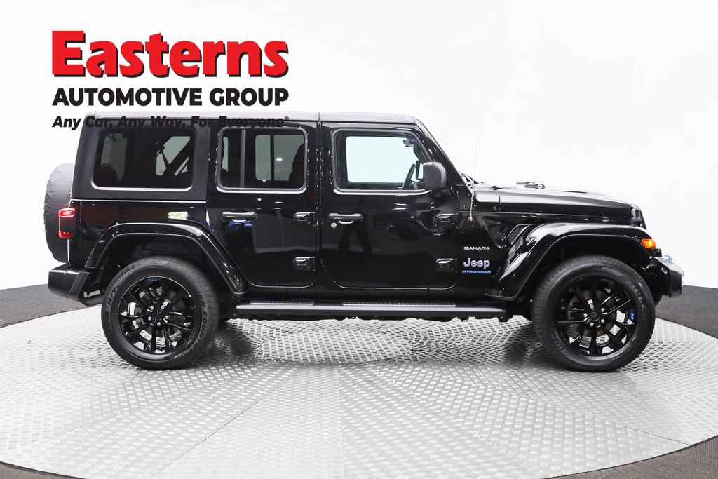 Used 2023 Jeep Wrangler Unlimited Sahara image 4