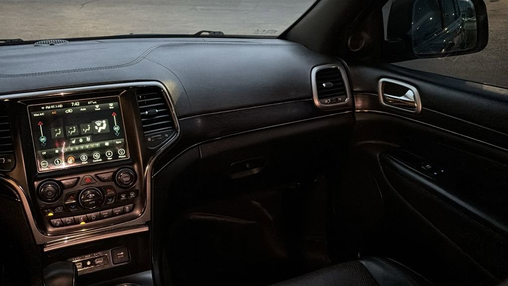 Used 2018 Jeep Grand Cherokee High Altitude image 8