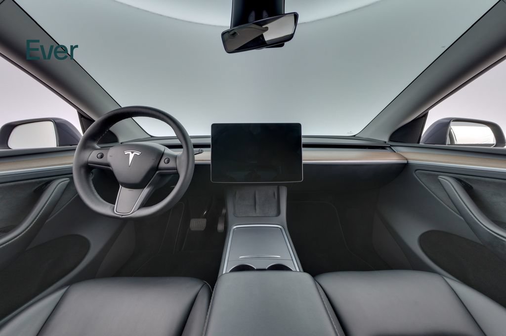 Used 2023 Tesla Model Y Long Range AWD/4WD image 26
