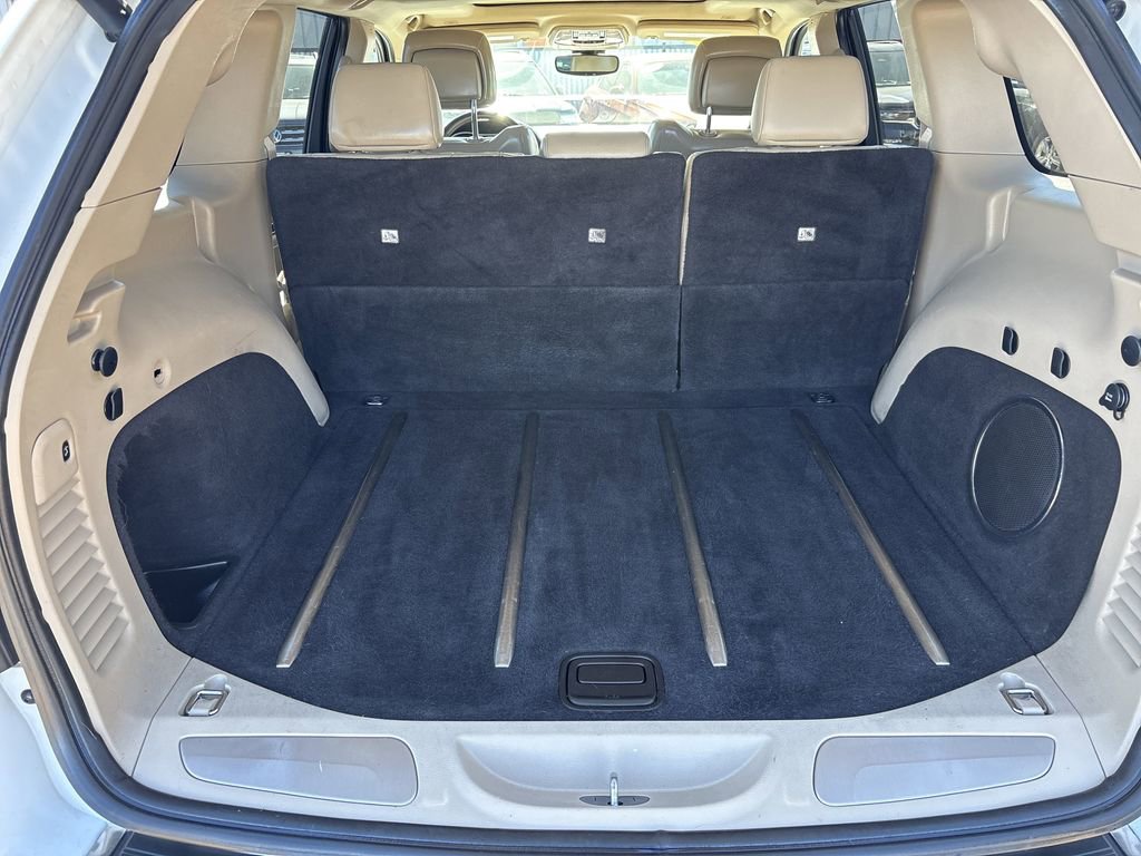 Used 2017 Jeep Grand Cherokee Limited image 28