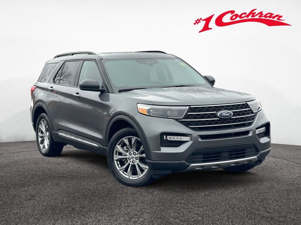 Used 2022 Ford Explorer XLT w/ Equipment Group 202A image 1