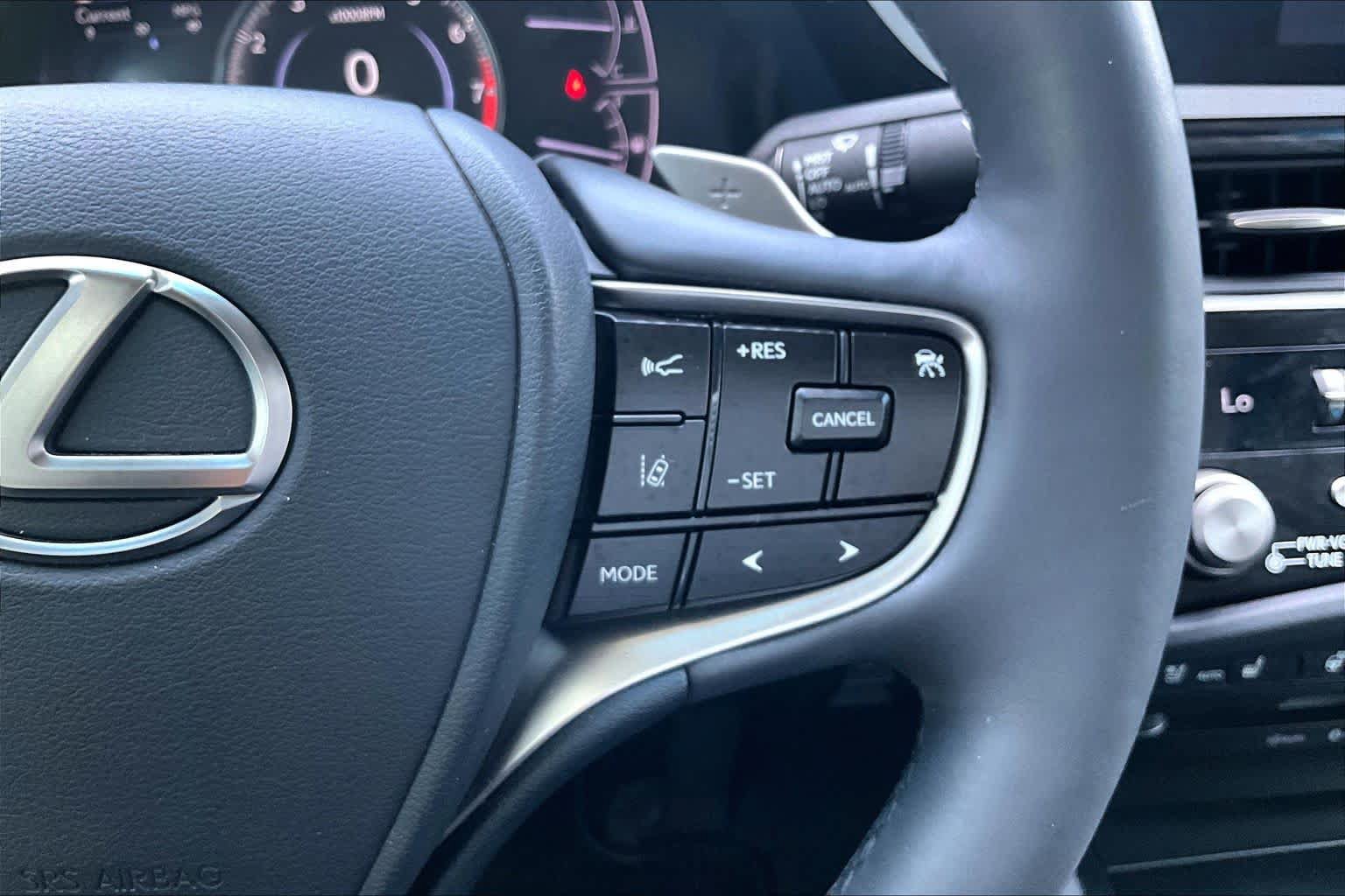 Used 2022 Lexus ES 350 w/ Premium Package FWD image 23