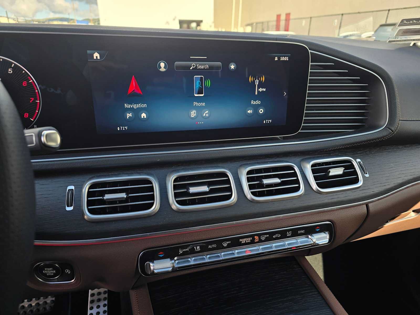 Used 2026 Mercedes-Benz GLS 450 4MATIC image 32