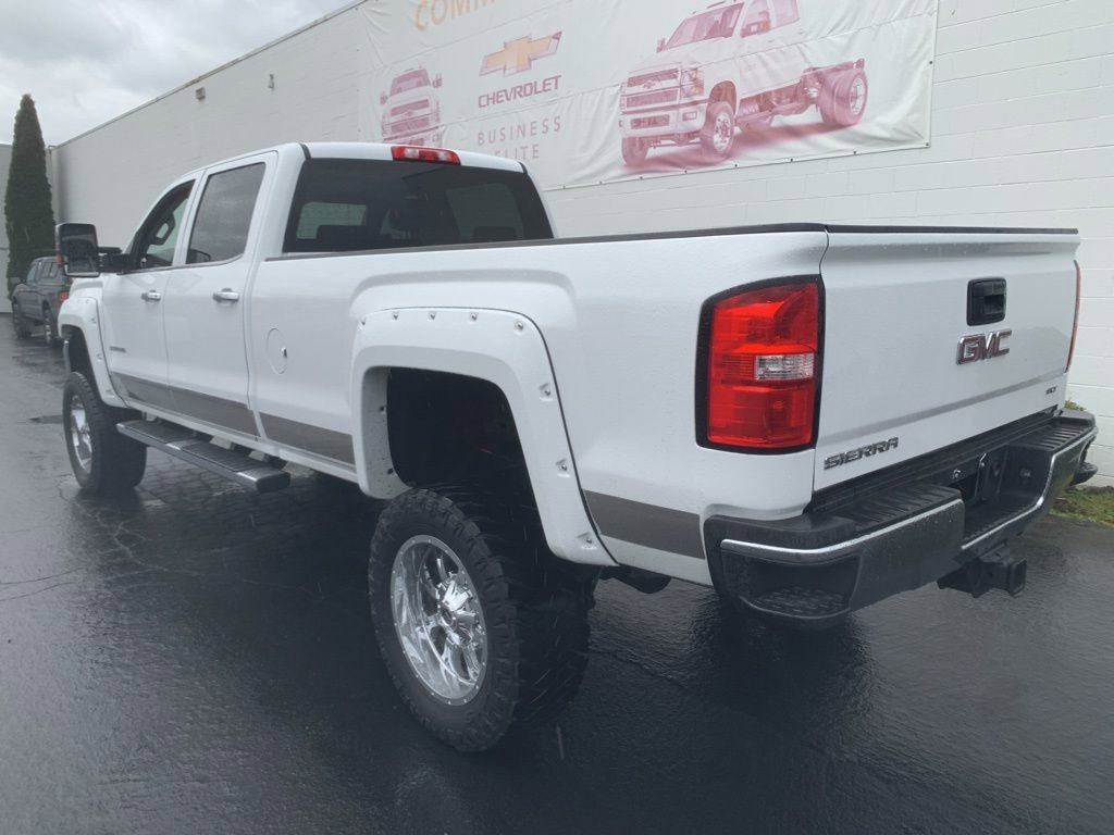 Used 2017 GMC Sierra 2500 SLT image 2