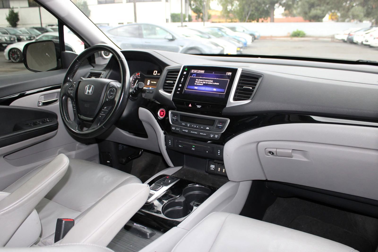 Used 2016 Honda Pilot Touring image 28