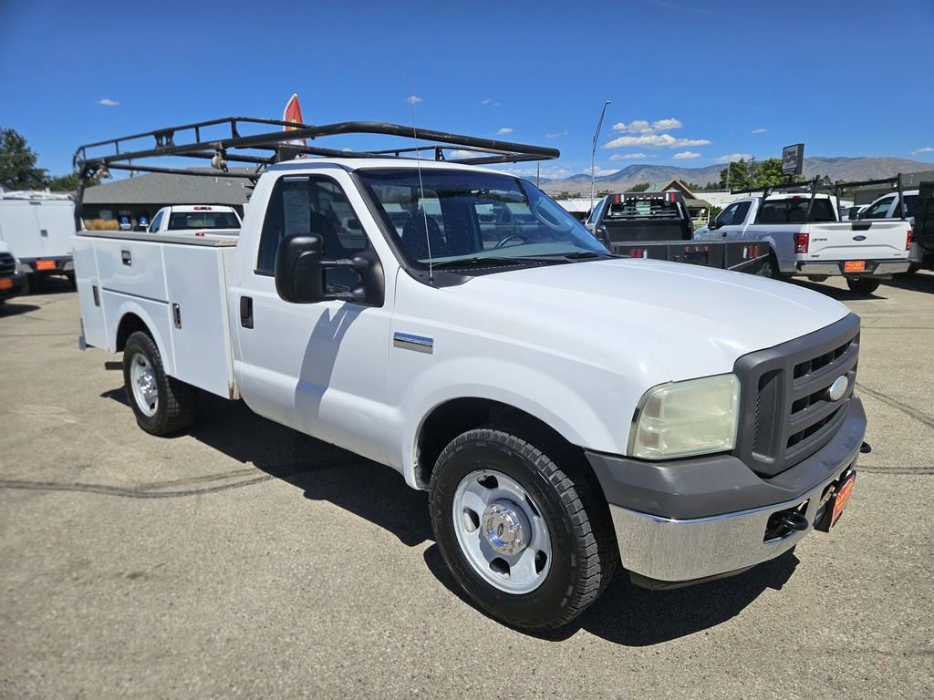 Used 2005 Ford F350 2WD Regular Cab Super Duty