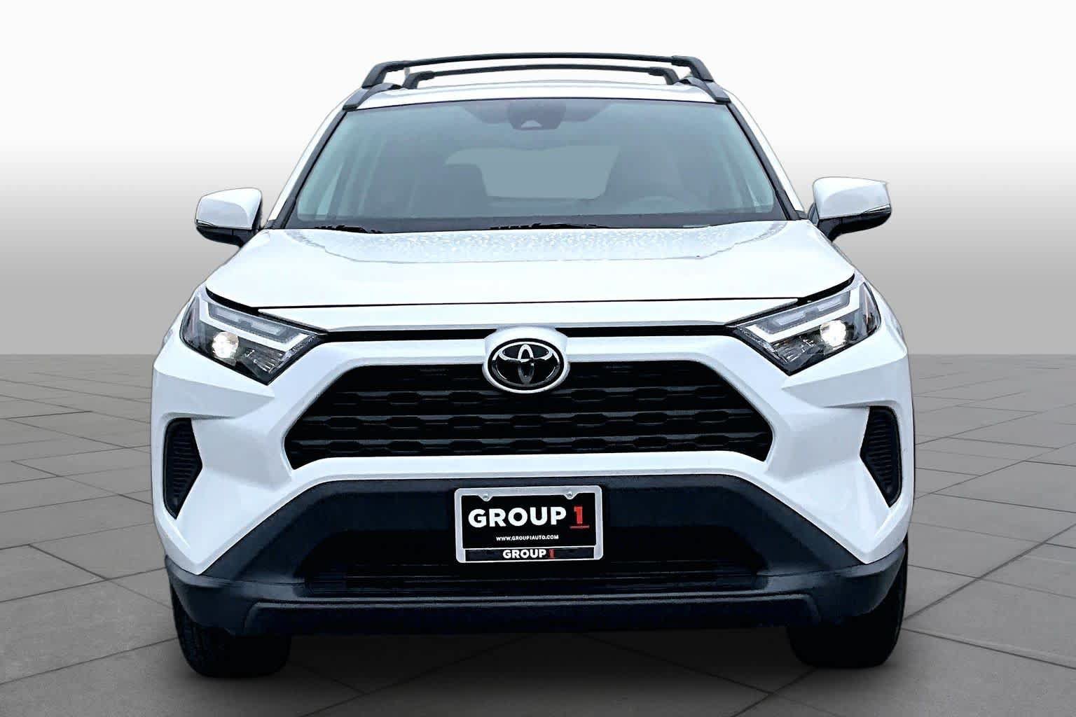 Used 2023 Toyota RAV4 XLE w/ Convenience Package FWD image 4