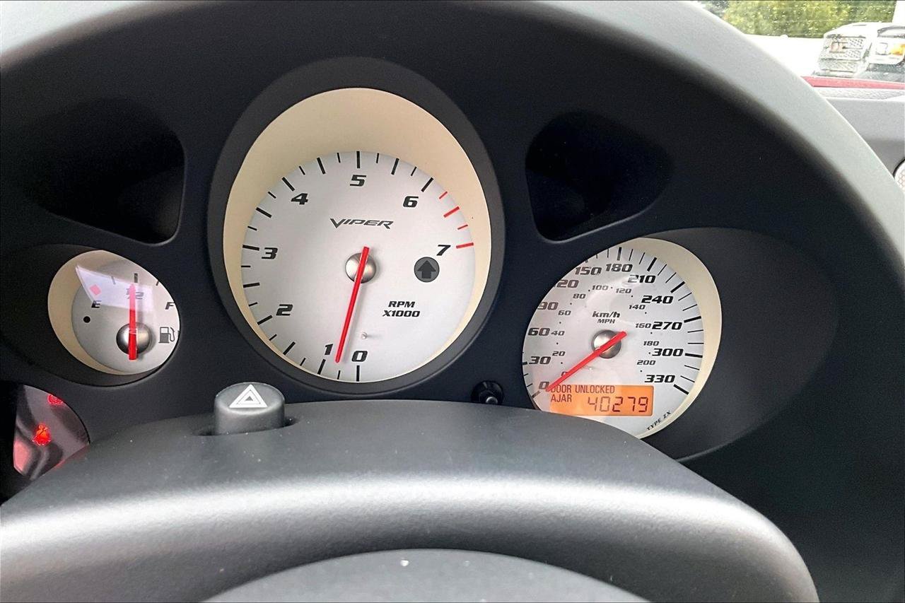 Used 2008 Dodge Viper SRT-10 RWD image 12