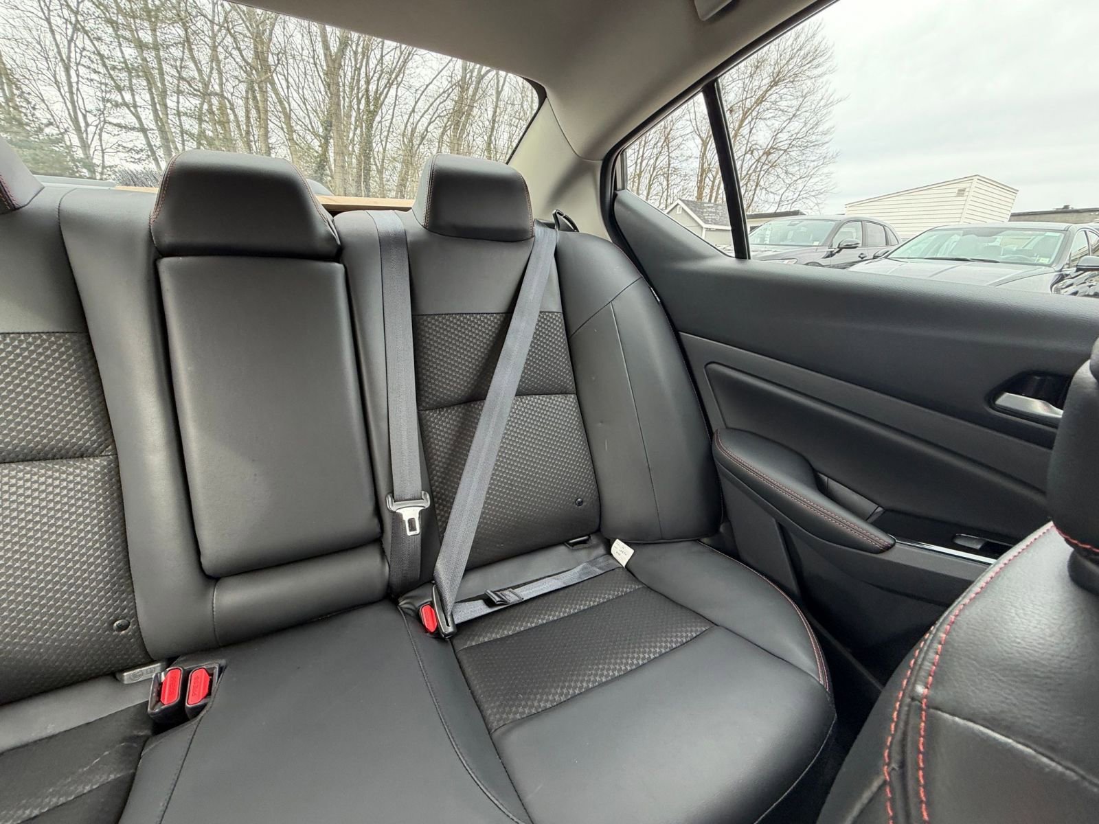 Used 2025 Nissan Altima 2.5 SR image 36