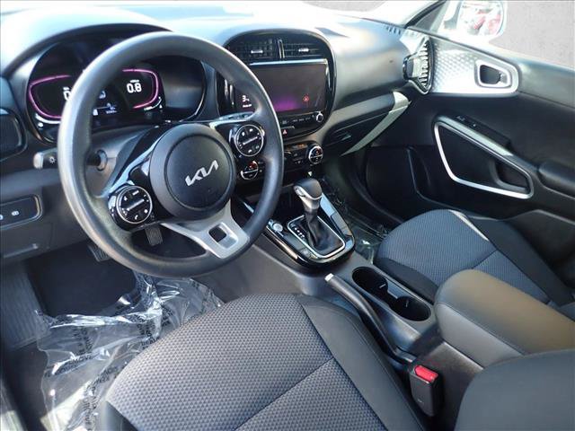 Used 2023 Kia Soul S FWD image 10