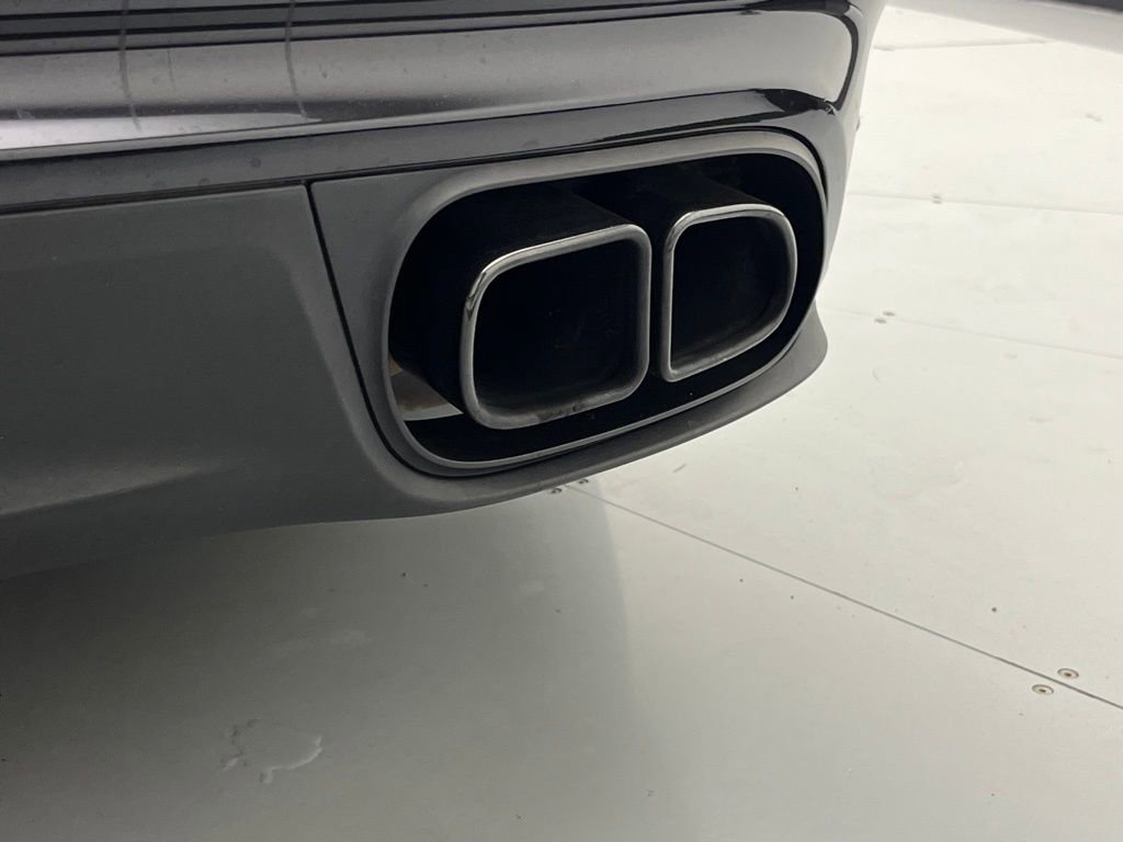 Used 2015 Porsche 911 Turbo S image 47