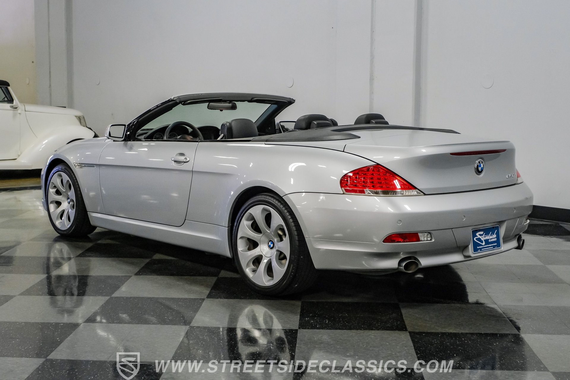 Used 2007 BMW 650i Convertible RWD image 9