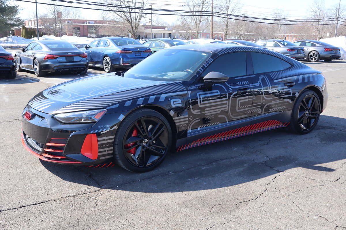 Used 2023 Audi RS e-tron GT video 1