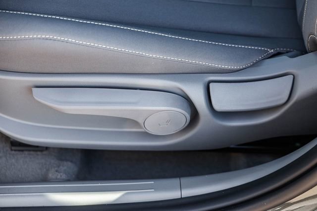 New 2026 Hyundai Elantra Sport FWD image 25