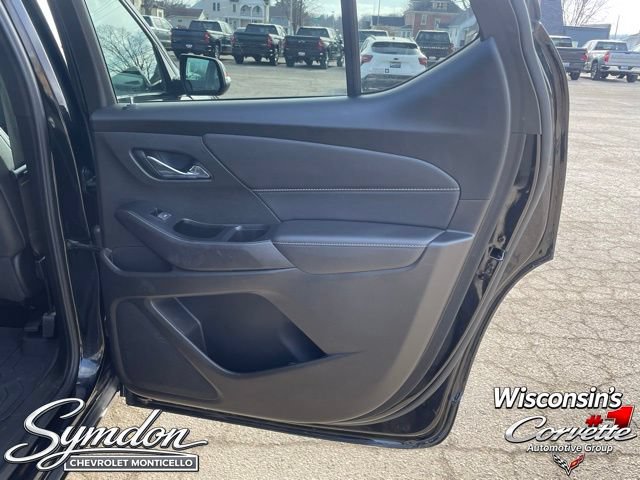 Used 2023 Chevrolet Traverse Premier w/ Redline Edition AWD/4WD image 25