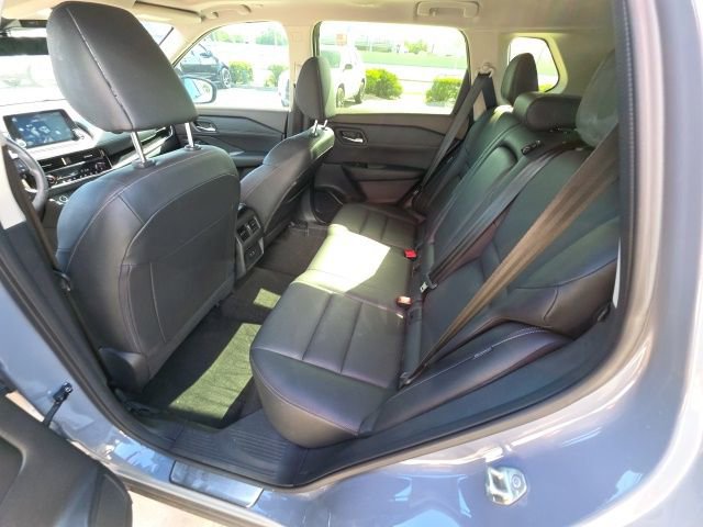 Used 2023 Nissan Rogue SL image 24