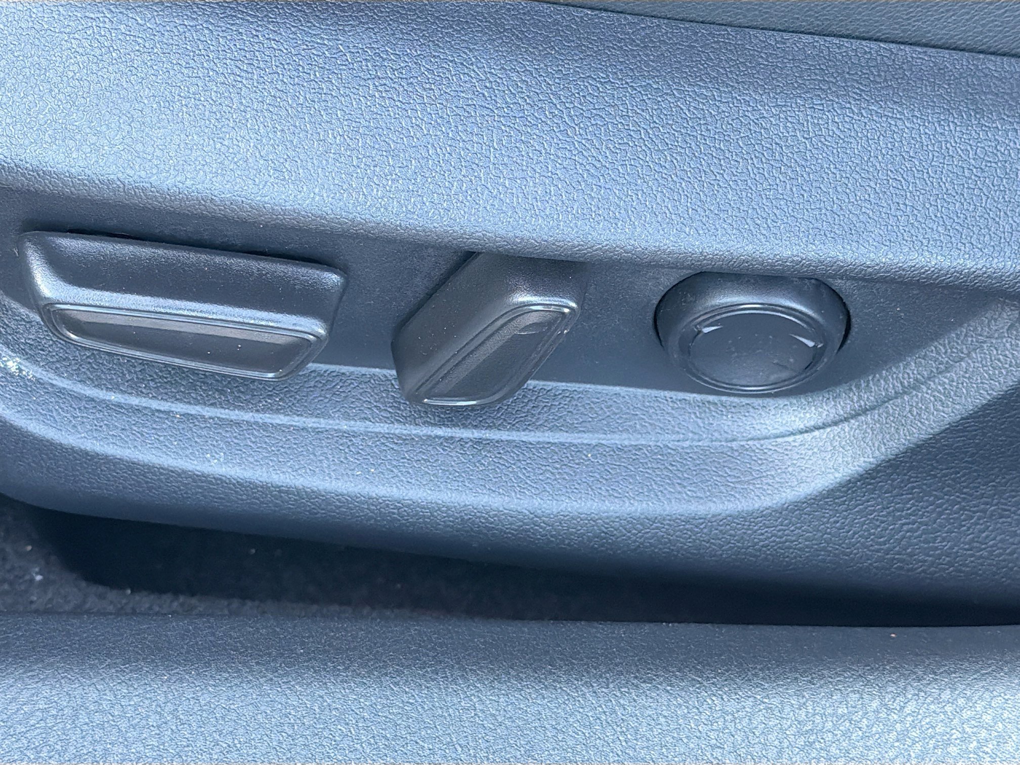 Used 2025 Toyota Camry SE image 23