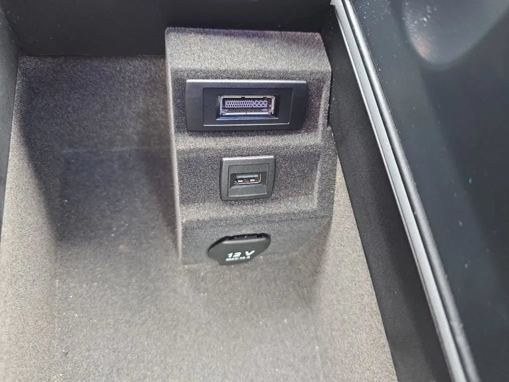 Used 2013 Mercedes-Benz SL 63 AMG image 40