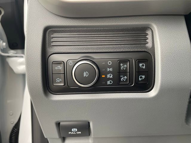 New 2026 Ford F250 XLT w/ XLT Premium Package image 17