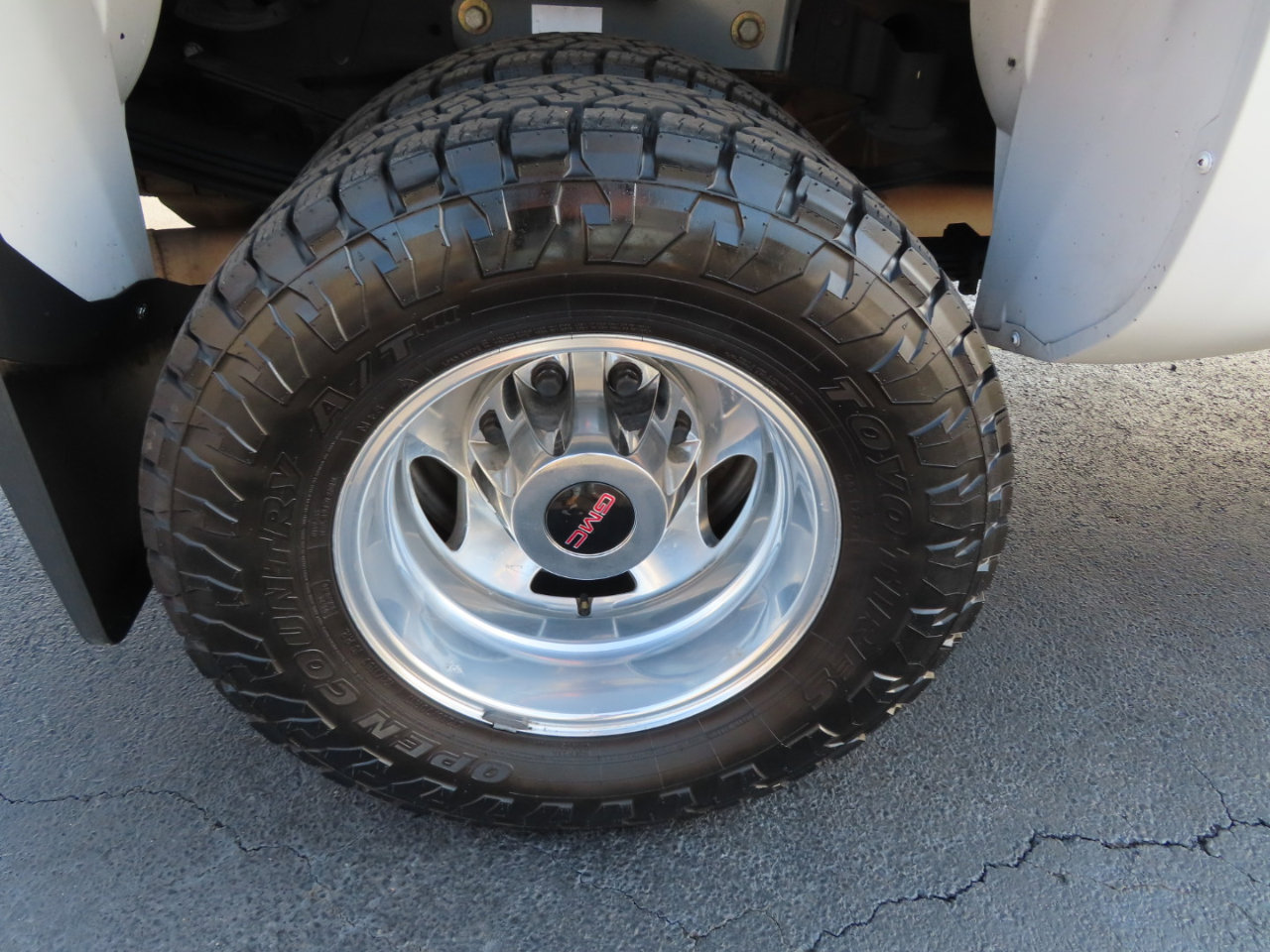 Used 2018 GMC Sierra 3500 Denali w/ Duramax Plus Package image 23