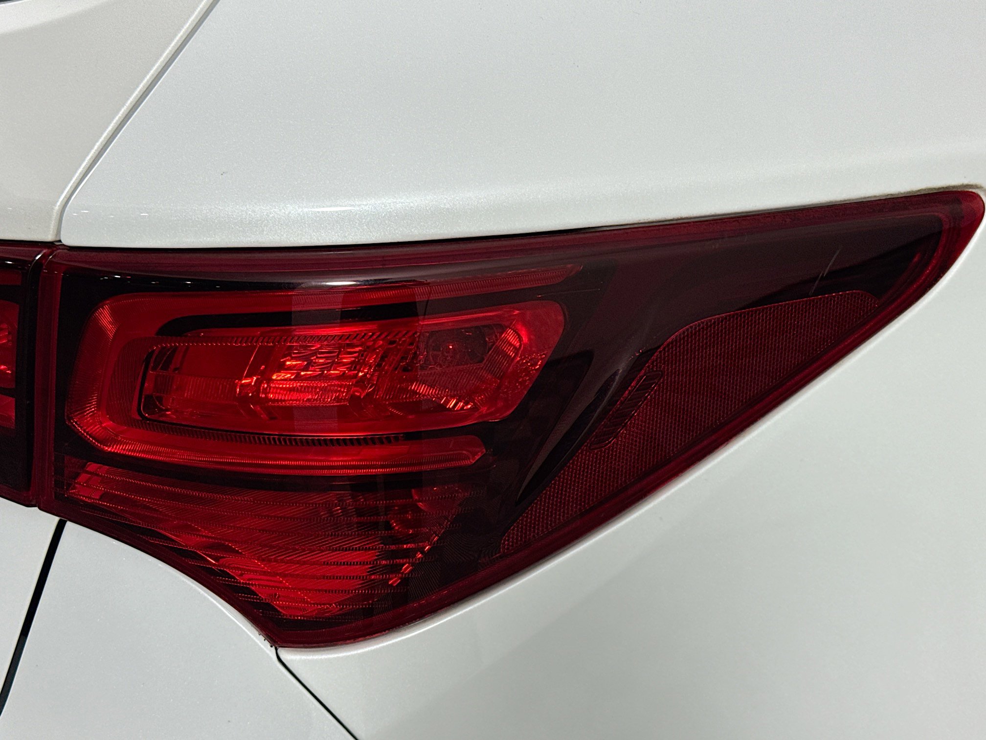 Used 2017 Hyundai Santa Fe Sport image 33