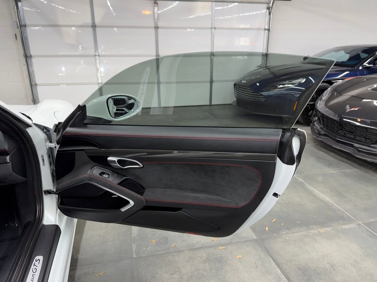 Used 2018 Porsche 718 Cayman GTS image 23