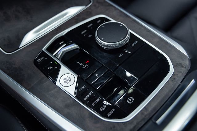 Certified 2024 BMW X5 xDrive40i w/ Premium Package image 19