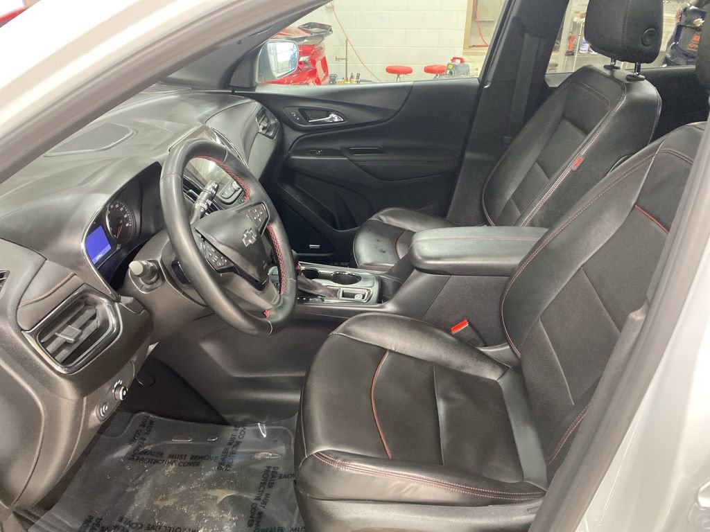 Used 2023 Chevrolet Equinox RS w/ RS Leather Package image 36