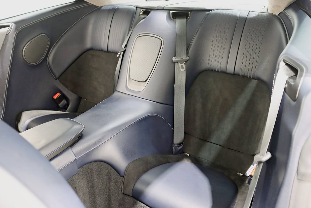 Used 2019 Aston Martin DB11 AMR RWD image 34