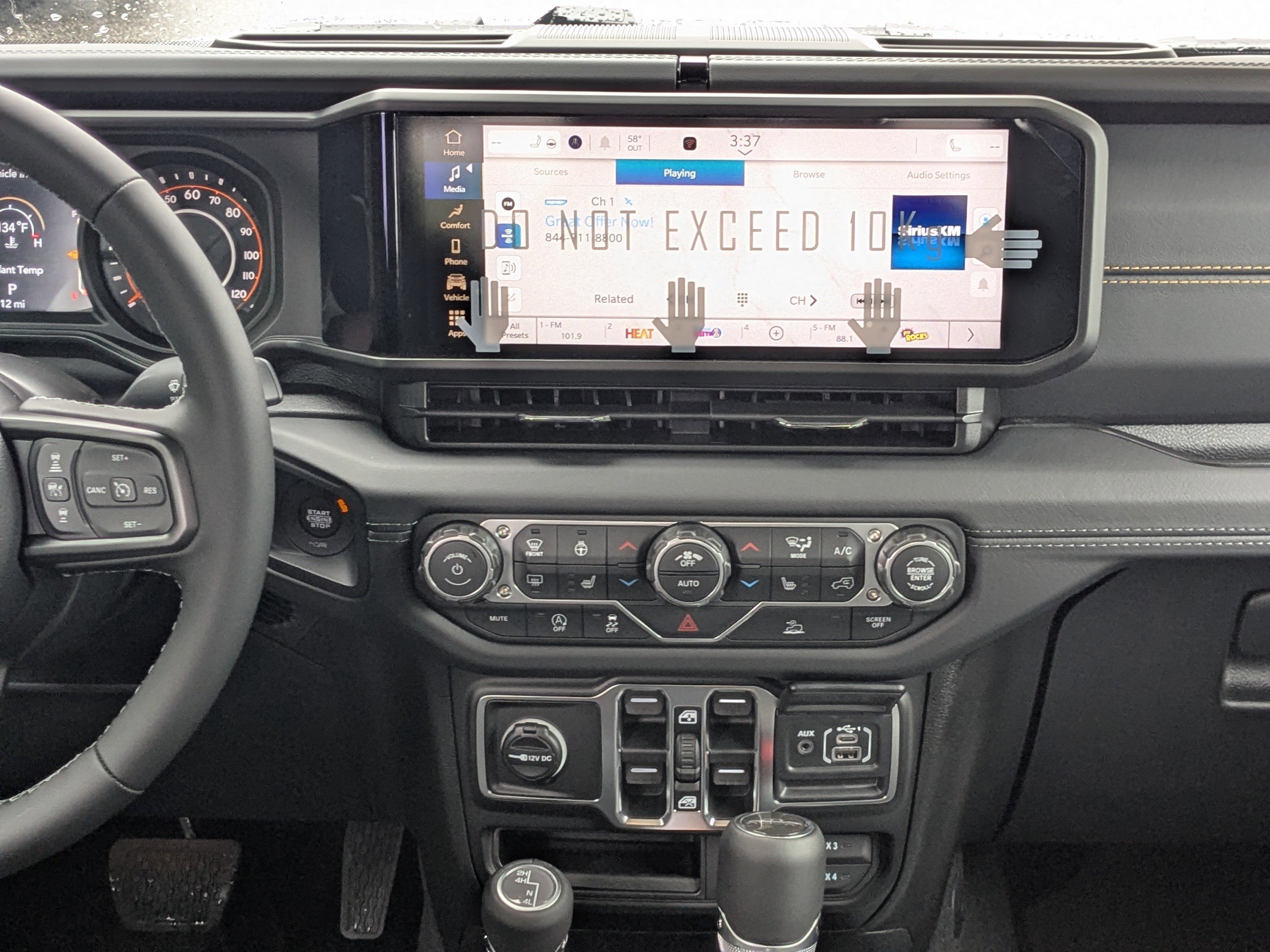 New 2026 Jeep Gladiator Sport AWD/4WD image 16