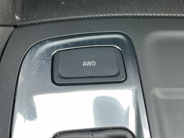 Used 2023 Chevrolet Equinox LT w/ Driver Convenience Package AWD/4WD image 29