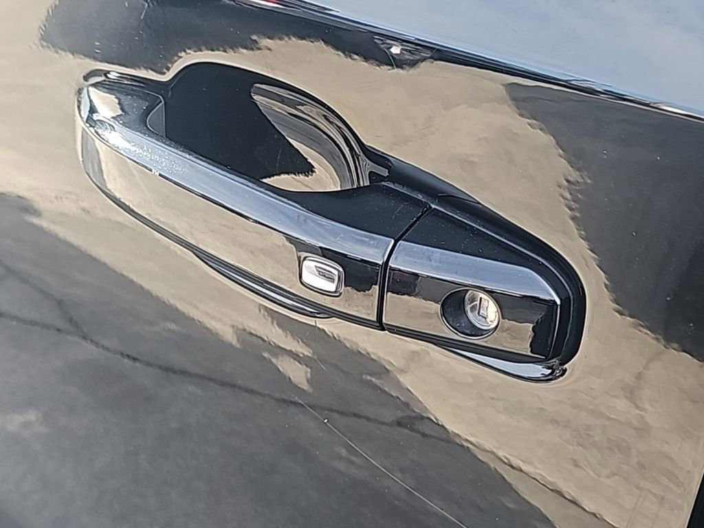 Used 2022 Chevrolet Silverado 1500 LT w/ All Star Edition Plus image 8