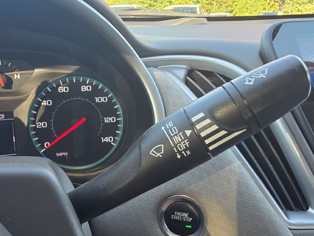 Used 2025 Chevrolet Malibu LT FWD image 26