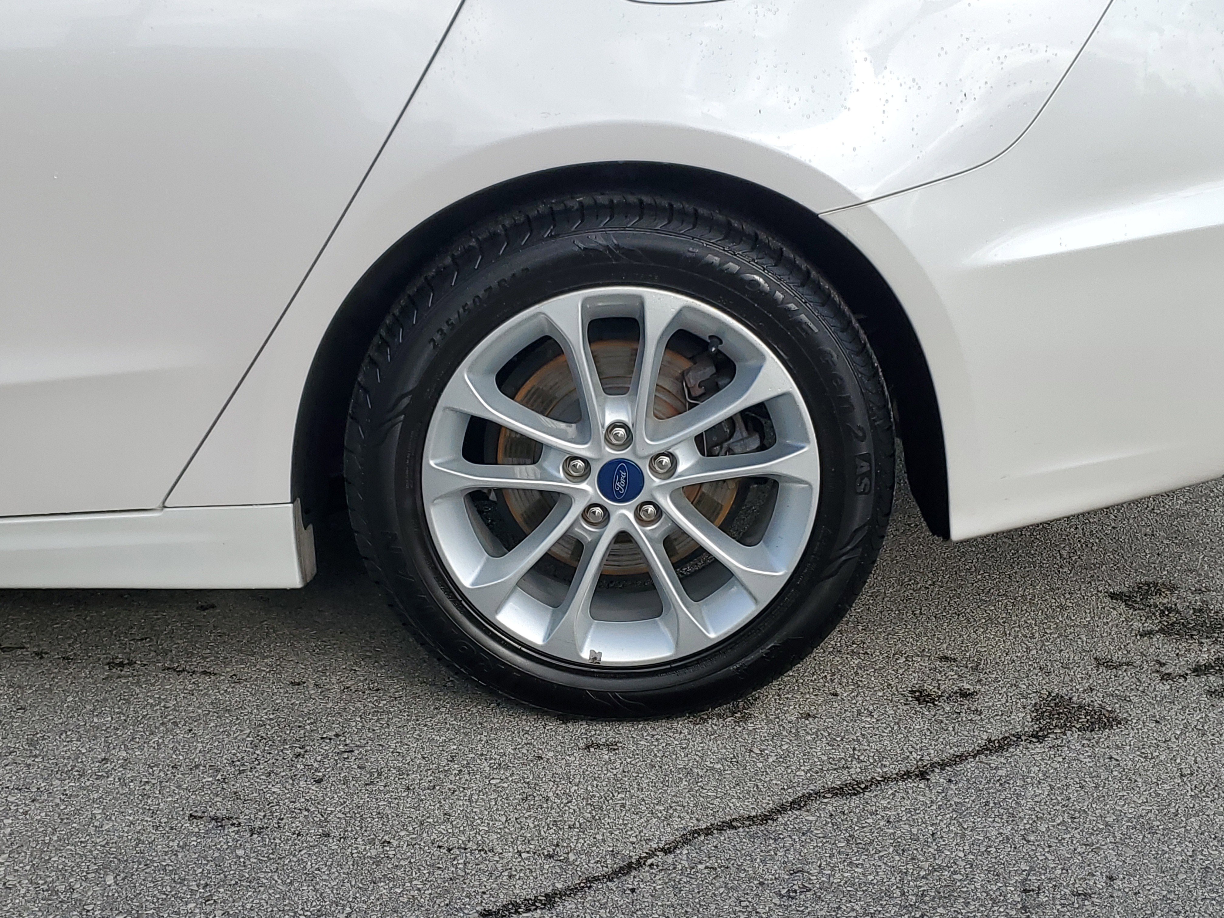 Used 2019 Ford Fusion SE image 31