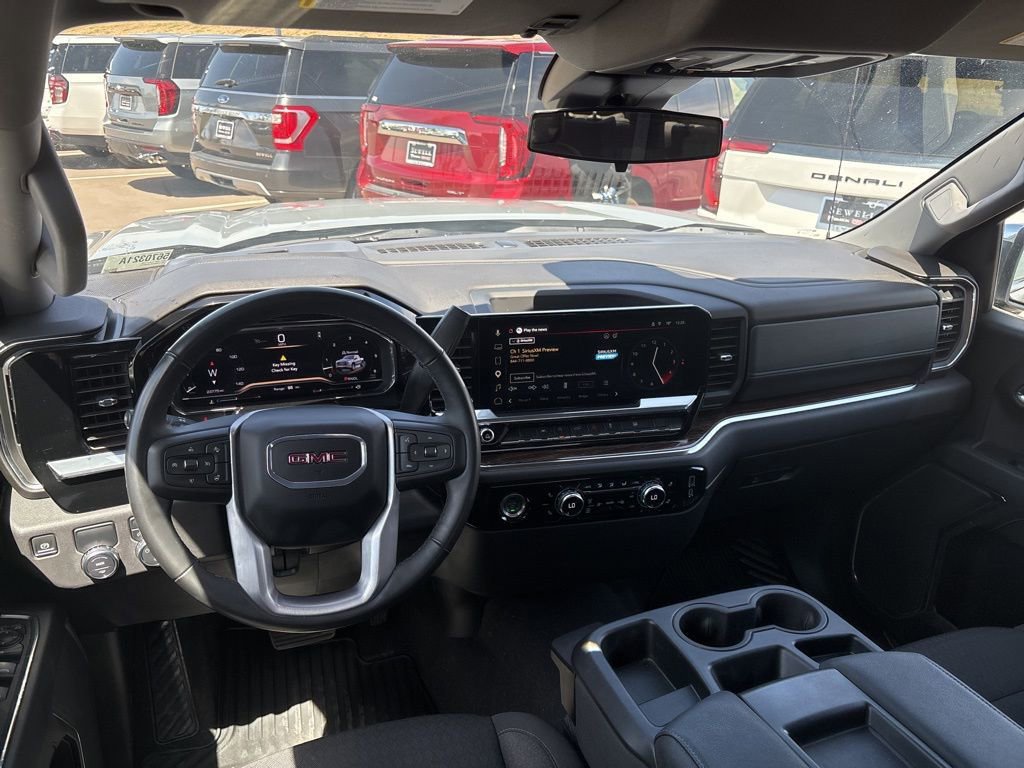 Used 2024 GMC Sierra 1500 SLE RWD image 3