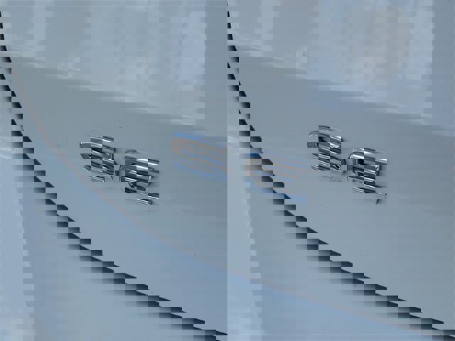 Certified 2025 Volkswagen Taos SE w/ Panoramic Sunroof Package image 6