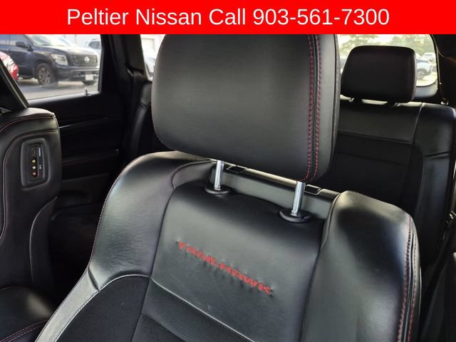 Used 2017 Jeep Grand Cherokee Trailhawk AWD/4WD image 24