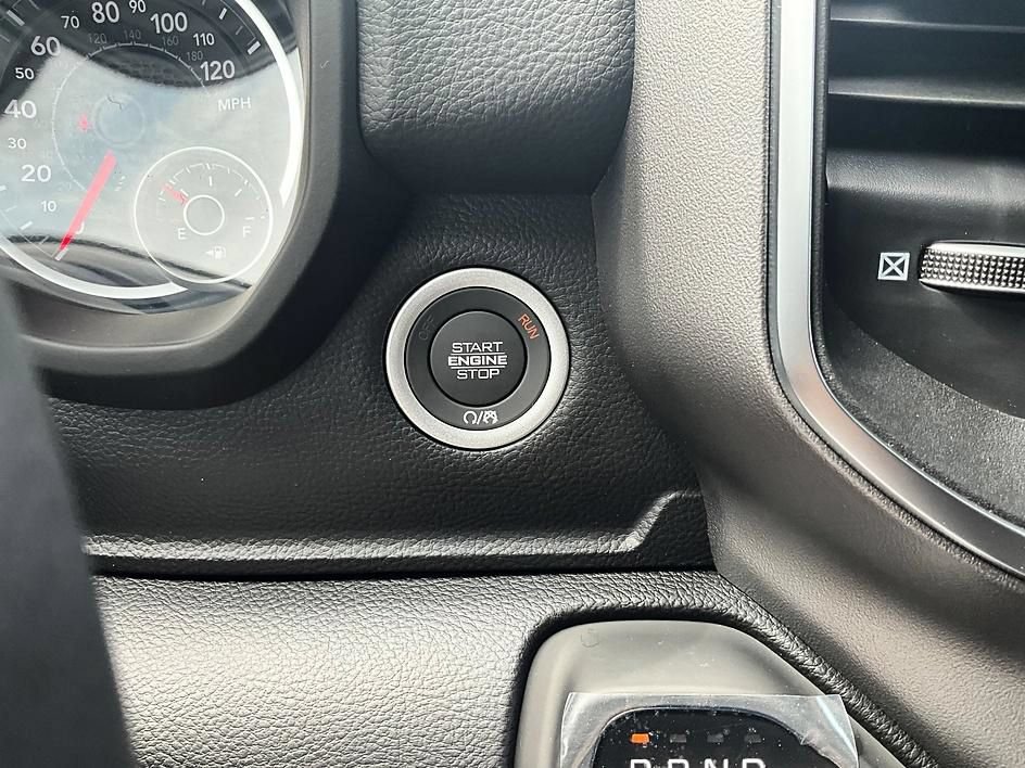 New 2026 RAM 1500 Big Horn w/ Night Edition AWD/4WD image 18