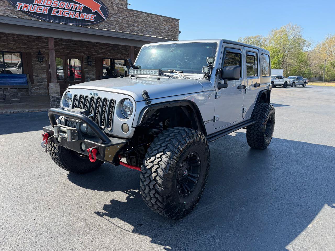 Used 2013 Jeep Wrangler Unlimited Sport w/ Connectivity Group AWD/4WD image 8