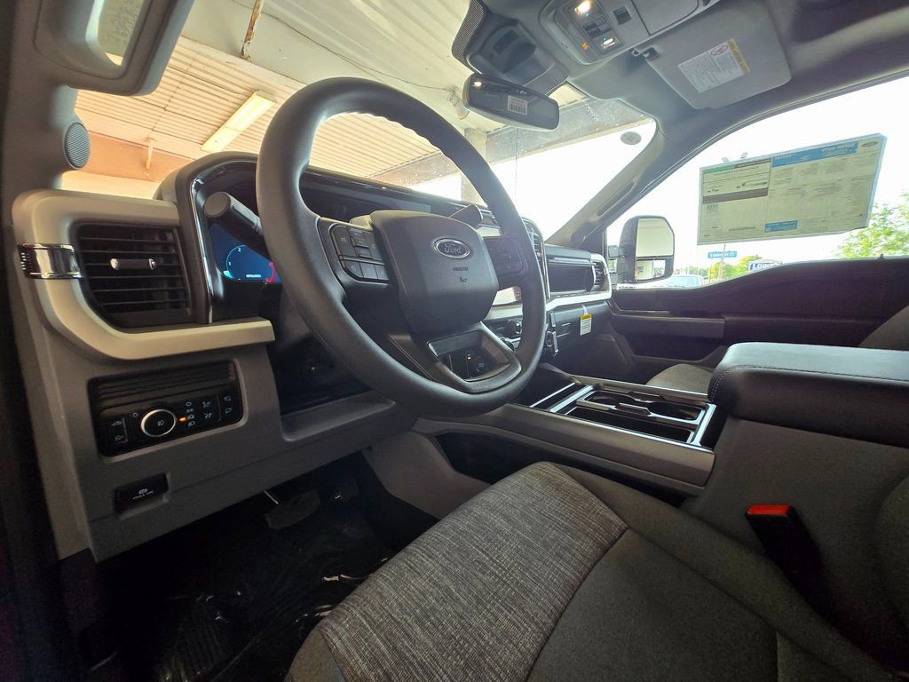 New 2026 Ford F350 XLT w/ XLT Premium Package image 9