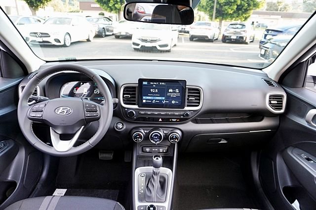 New 2026 Hyundai Venue SEL FWD image 22