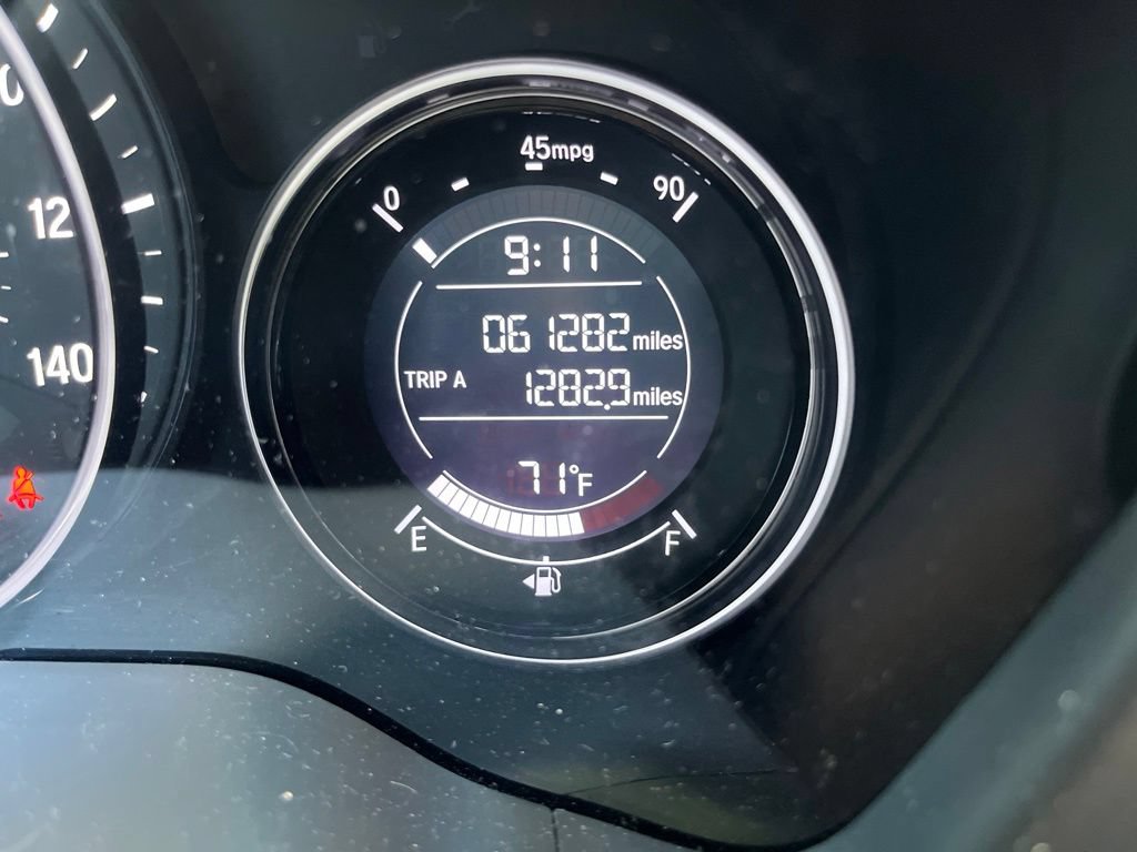 Used 2021 Honda HR-V LX image 9