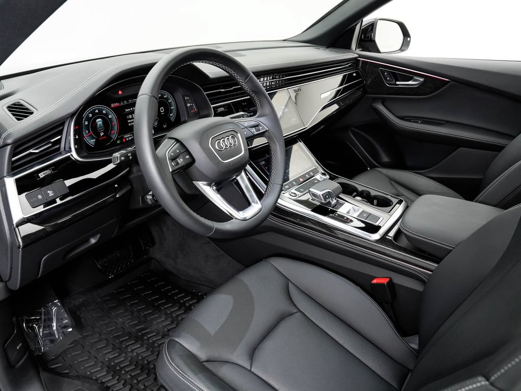Certified 2024 Audi Q8 Premium Plus w/ Premium Plus Package AWD/4WD image 5