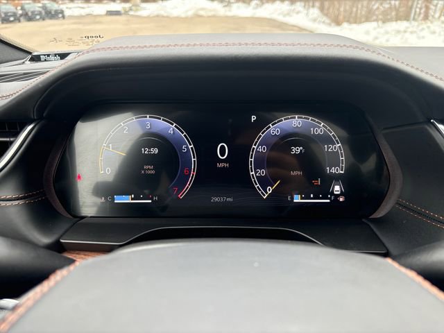 Used 2022 Jeep Grand Cherokee Summit AWD/4WD image 18
