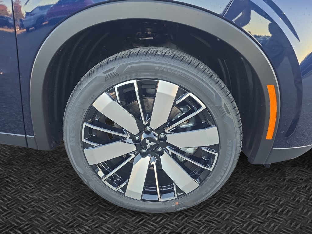 New 2026 Mitsubishi Outlander SE AWD/4WD image 11